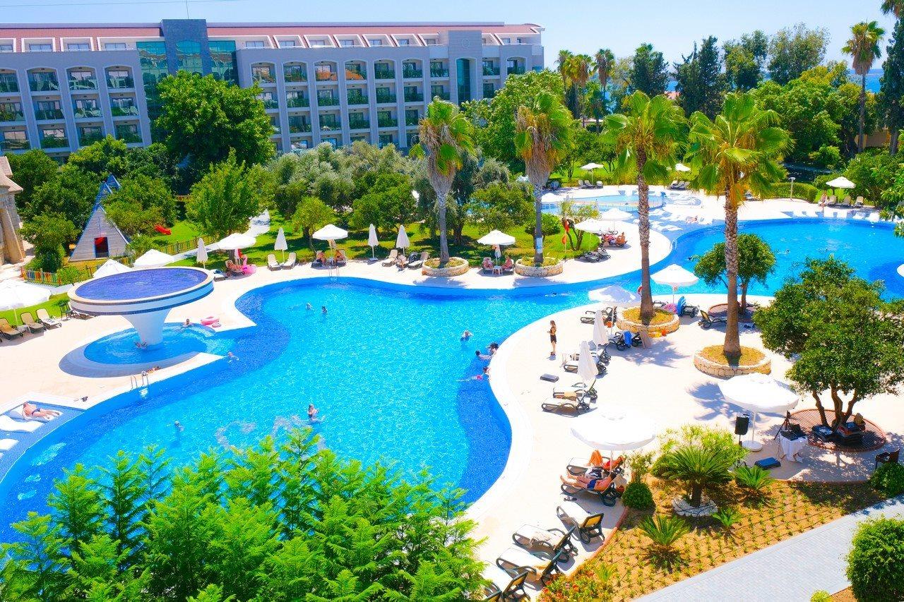 Horus Paradise Resort Side Exterior photo
